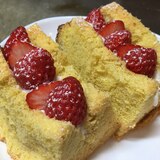 シフォンケーキのいちごサンド♪